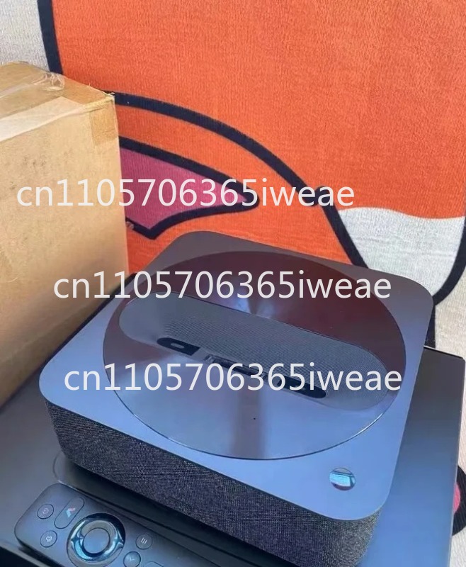 R1 Nano  Nearly New Short Focu - Home Cinema Projector 评论和价格